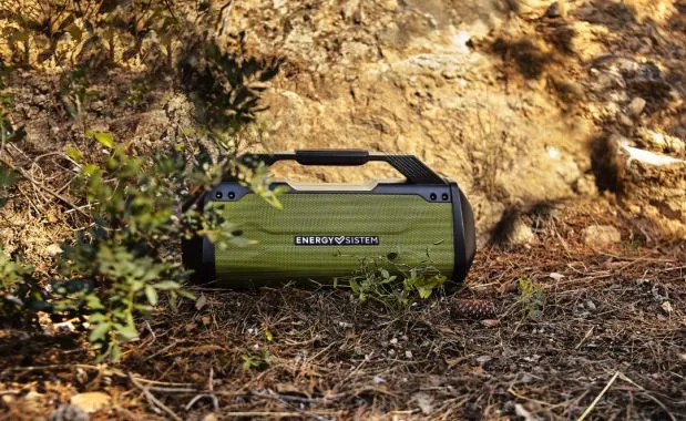 Son 360 degrés et puissance maximum avec l’Outdoor Box Beast